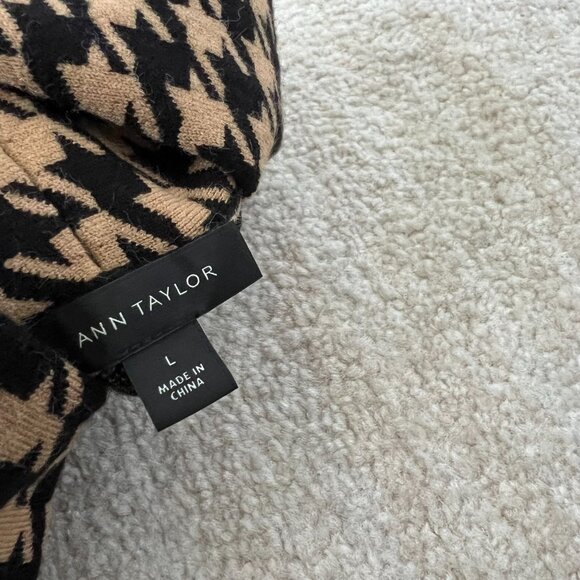 Ann Taylor Houndstooth Shawl Collar Long Cardigan Sweater Knit Jacket L - Picture 2 of 9